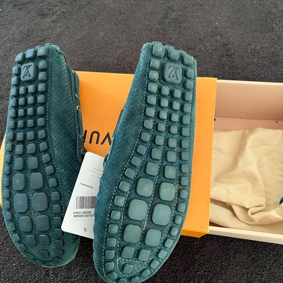 Men’s Louis Vuitton leather flats moccasin  size 11 - Picture 2 of 9